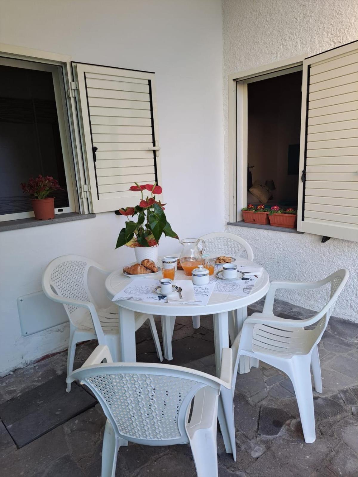 Ferienwohnung Lungomare Chess S'archittu Cuglieri Exterior foto